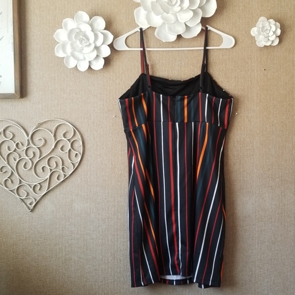 Black Stripped Dress size L - Picture 4 of 7